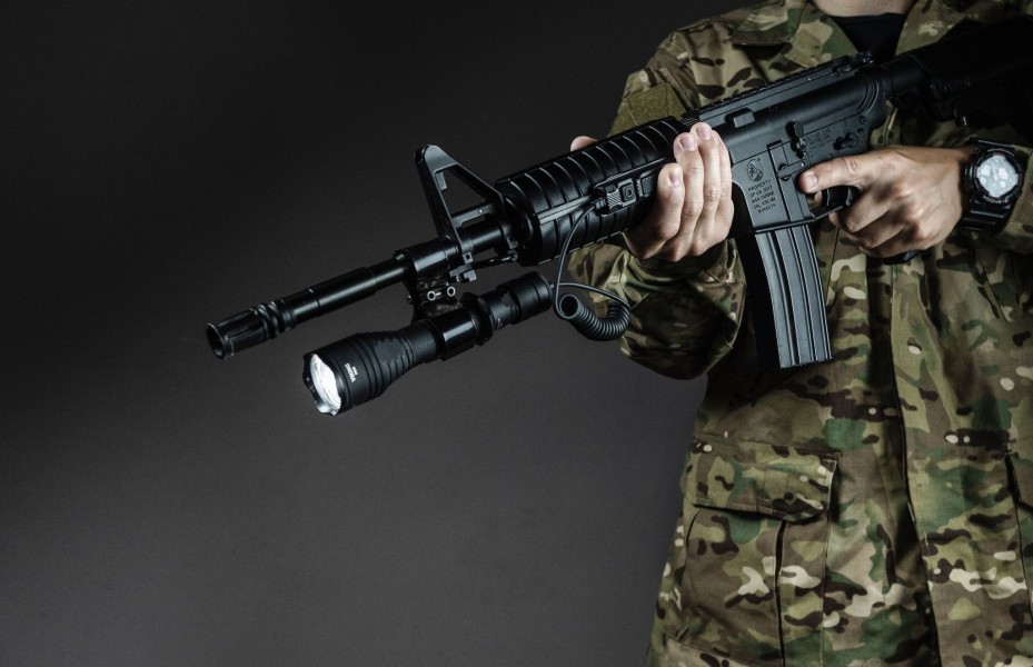 Mocowanie latarki do broni ARMYTEK AWM-02