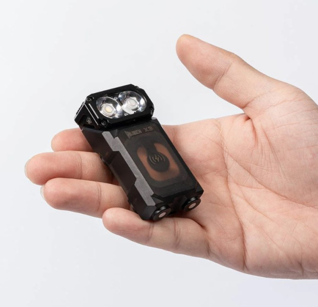 WUBEN X3 Pro Czarna latarka EDC 700 lm IP65