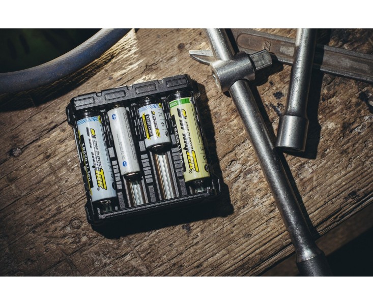 ARMYTEK Handy C4 Pro ładowarka do akumulatorów 4ch