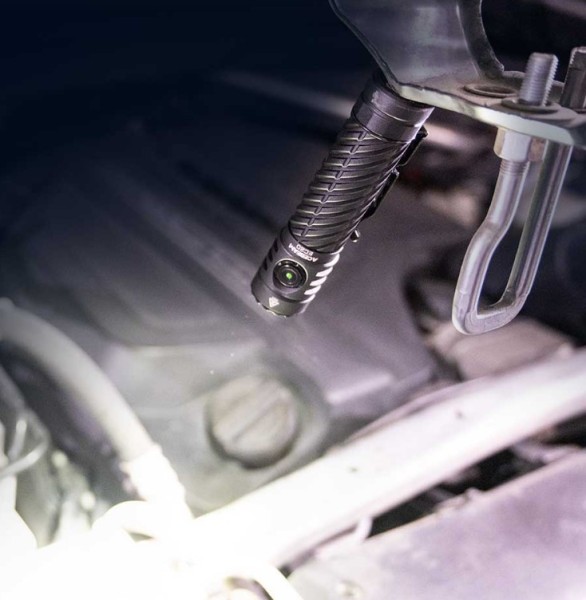 Acebeam EC20 2800lm 310m 6500K czarna