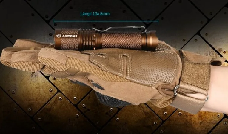 Latarka diodowa ACEBEAM TAC AA Światło Białe 5000K CRI90 Coyote - 750lm