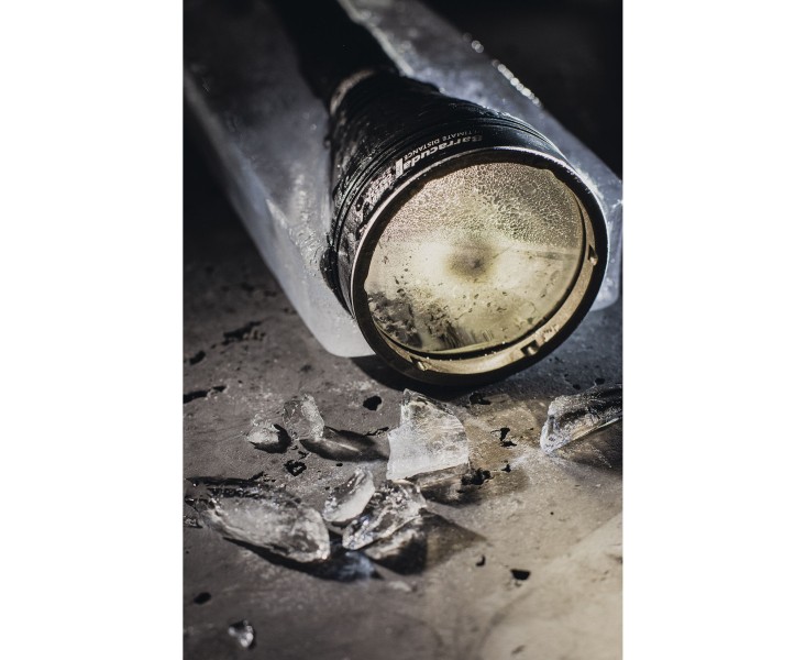 ARMYTEK Barracuda Pro ciepłe światło 1390 lm