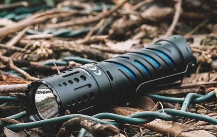 ACEBEAM E70 5000K 4600 lm latarka 240 m