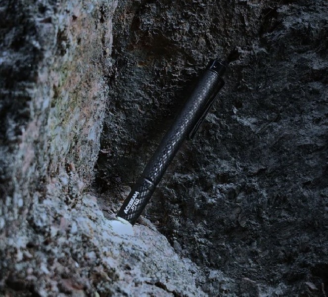 Latarka ACEBEAM PT20 500 lm 80 m 6500K czarna