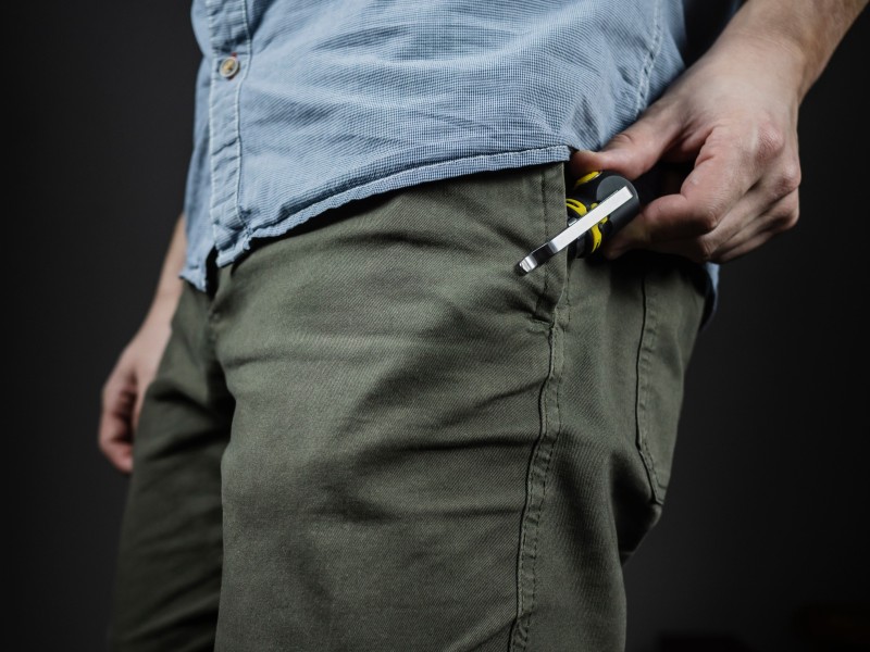 Latarka ARMYTEK Elf C2 światło Ciepłe 1023 lm