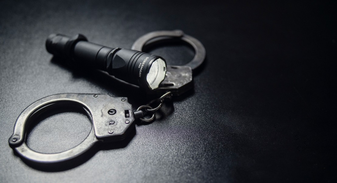 Armytek Dobermann Pro latarka 1400 lm ciepłe światło