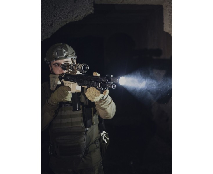 ARMYTEK Predator Pro Ciepłe 1400 lm