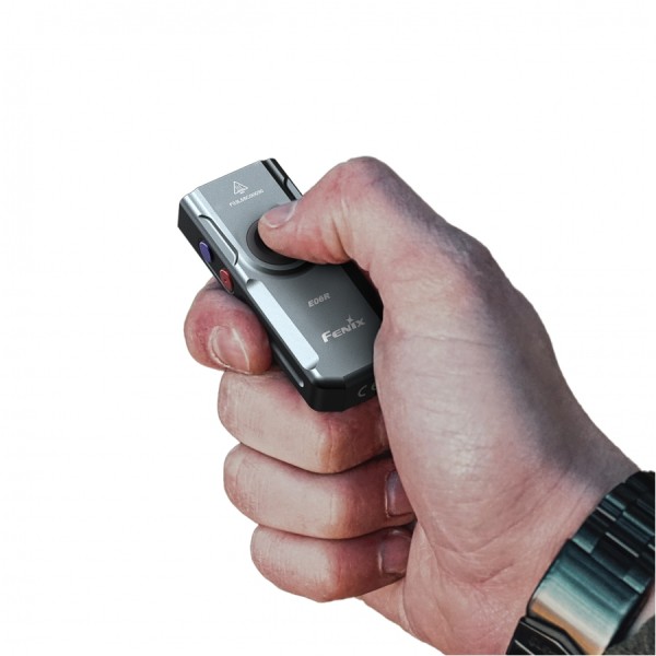 Fenix E06R szara latarka 700 lm 110 m