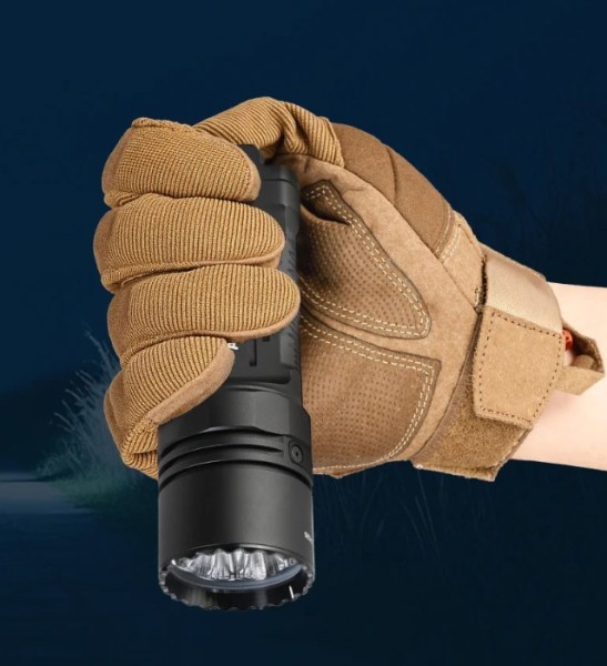 ACEBEAM X20 latarka taktyczna 10000 lm 440 m 6500K