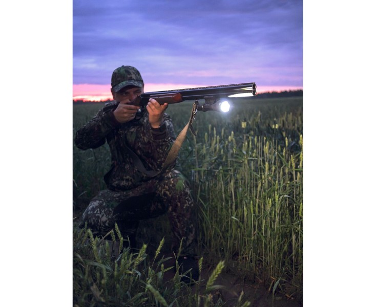 ARMYTEK Viking Pro Warm 2050 lm latarka taktyczna