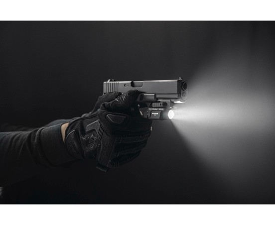 Latarka ARMYTEK Buckler M1, białe światło 700 lm