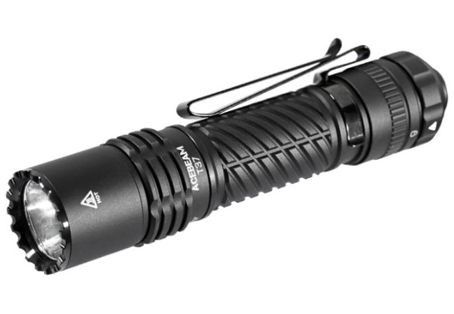 Acebeam T37 latarka taktyczna 4000 lm 6500K czarna