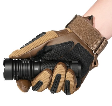 Acebeam EC90 latarka 4300 lm 573 m 6500K czarna