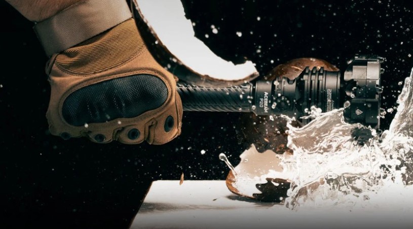 Acebeam P20 SFT-90X 5600 lm 1454 m 6500K Czarna