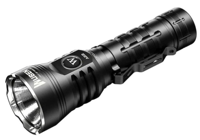 WUBEN A22 latarka 4500 lm 290 m Czarna