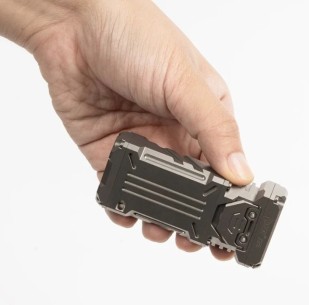 Latarka diodowa WUBEN X2 Szara - 2500lm 146m 2