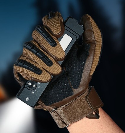 Latarka diodowa ACEBEAM UC25 Czarna - 3100lm 174m