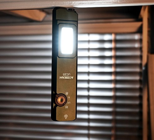 Latarka diodowa ACEBEAM UC25 Czarna - 3100lm 174m