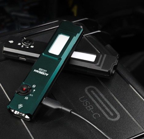 Latarka diodowa ACEBEAM UC25 Zielona - 3100lm 174m