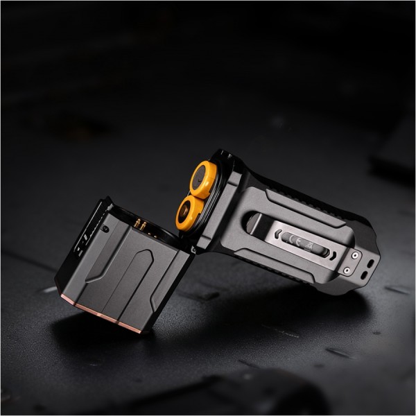 Latarka diodowa Fenix TK28R Światło Białe i...