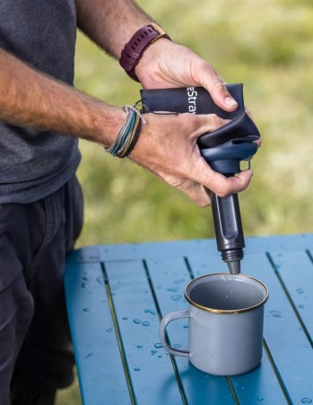 Butelka na wodę z filtrem miękka LifeStraw Peak Squeeze Bottle 0,65L Dark Gray - Szara