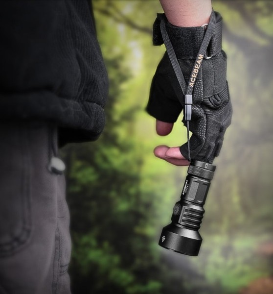 Latarka diodowa ACEBEAM E10 2.0 Światło Białe...