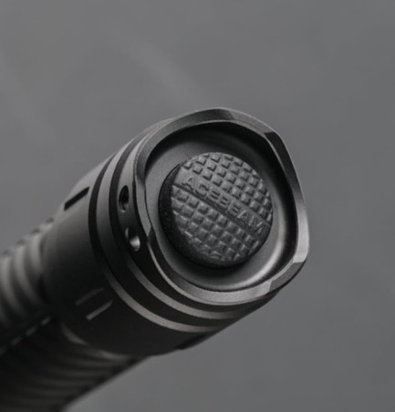 Latarka diodowa ACEBEAM T29 Światło Białe 6500K Czarna - 2900lm 1400m