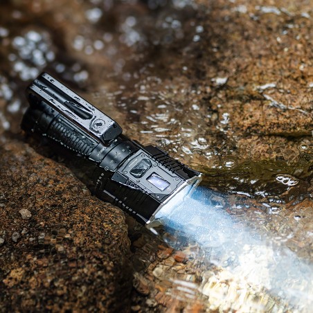 Latarka diodowa LED Fenix LR60R Światło Białe Czarna - 21 000lm 1085m