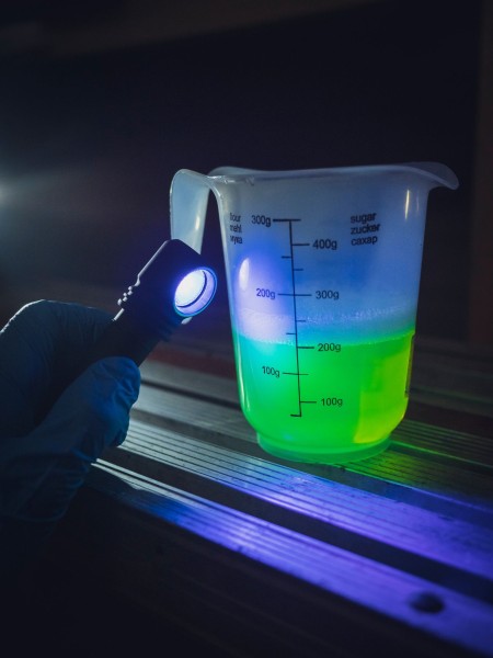 Latarka ARMYTEK Wizard C2 WUV 1100 lm