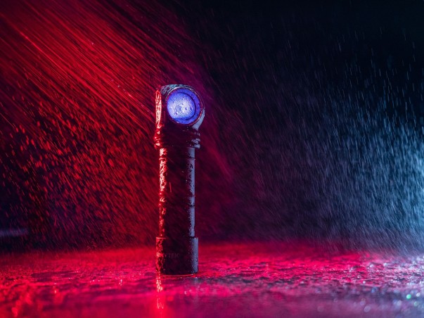 Latarka ARMYTEK Wizard C2 WUV 1100 lm