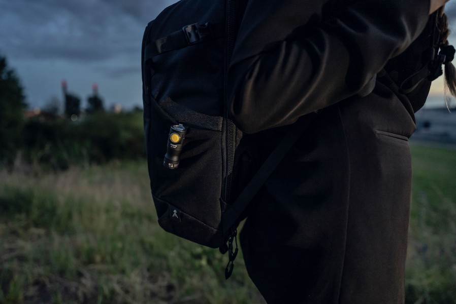 Latarka ARMYTEK Prime C1 Pro 1000 lm światło białe