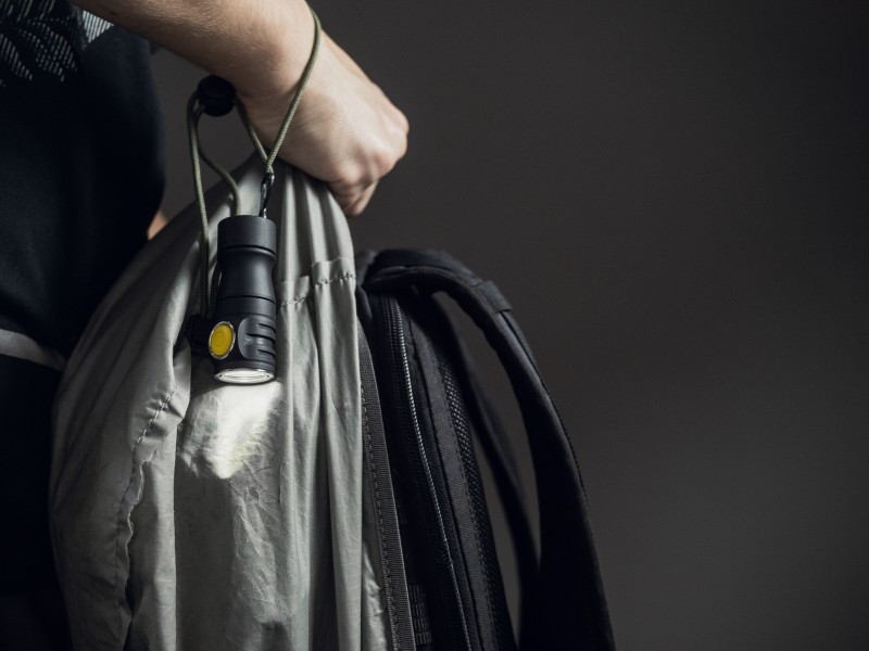 Latarka ARMYTEK Prime C1 Pro 1000 lm światło białe