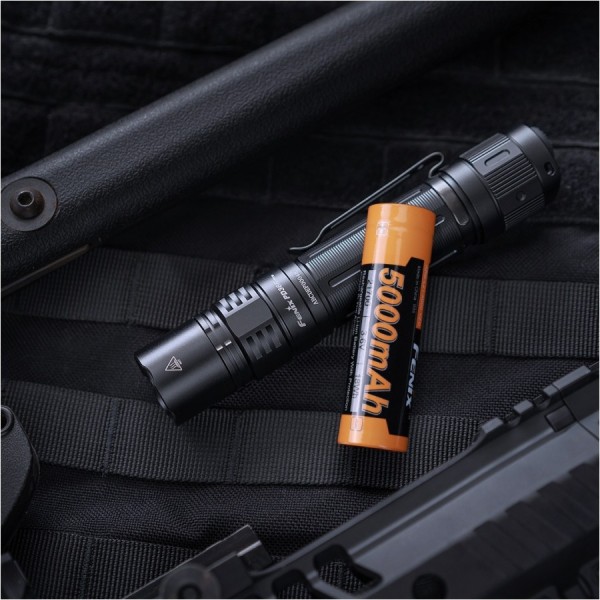 Latarka diodowa Fenix PD36R Pro 2800 lm