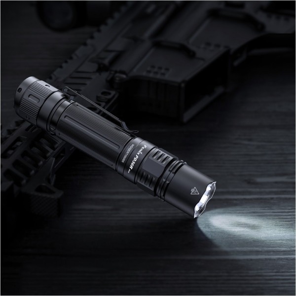 Latarka diodowa Fenix PD36R Pro 2800 lm