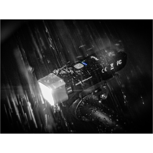 Fenix BC25R latarka rowerowa 600 lm, IP66, micro USB