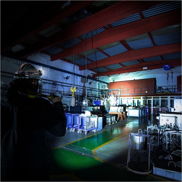 Fenix HP25R V2.0 czołówka 1600 lm