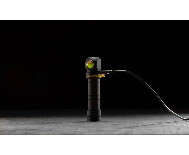 Latarka ARMYTEK Elf C2 Max USB-C Światło Białe...