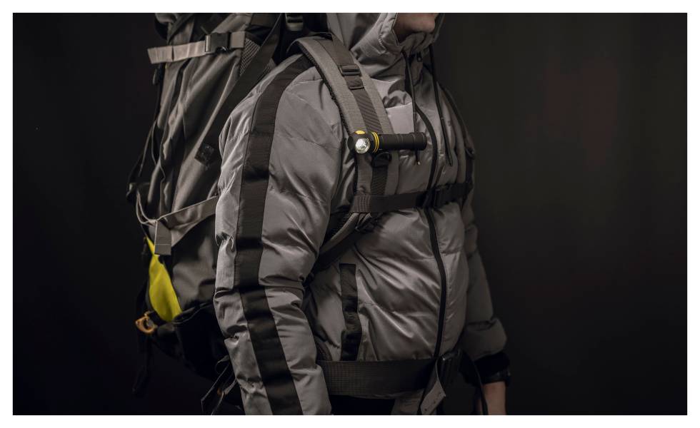 Latarka ARMYTEK Elf C2 Max LR USB-C Światło...