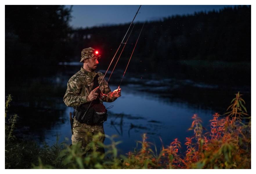 Latarka ARMYTEK Elf C2 Max WR USB-C światło...