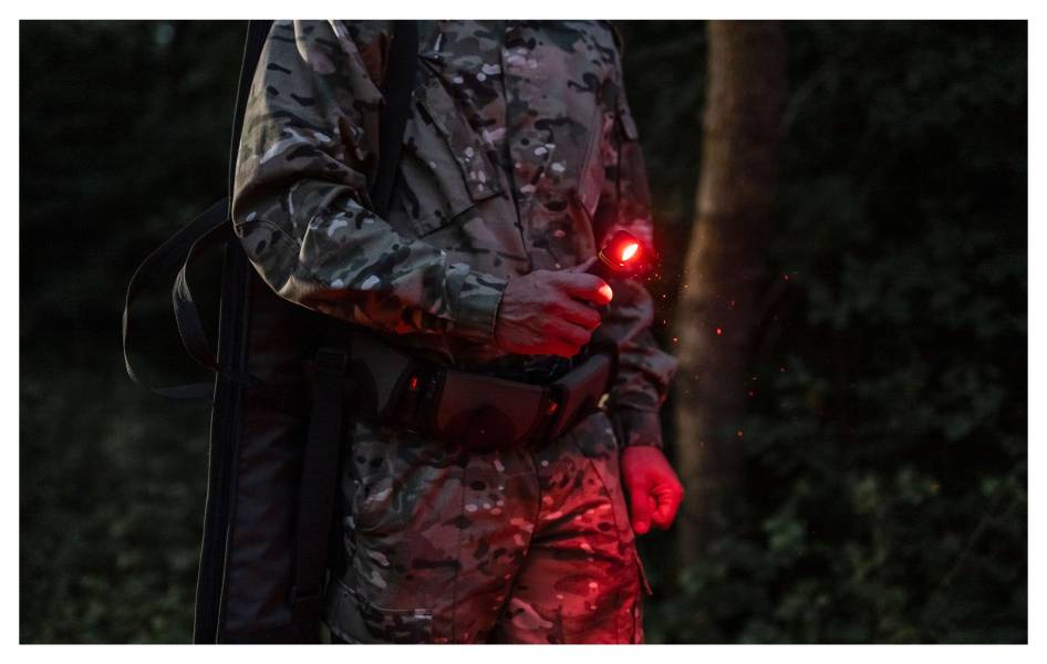 Latarka ARMYTEK Elf C2 Max WR USB-C światło...