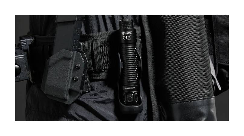 Latarka LED Nitecore P17iX 5000 lm 330 m