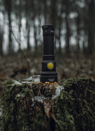 Latarka ARMYTEK Prime C2 Pro Max 4000 lm, neutralne białe