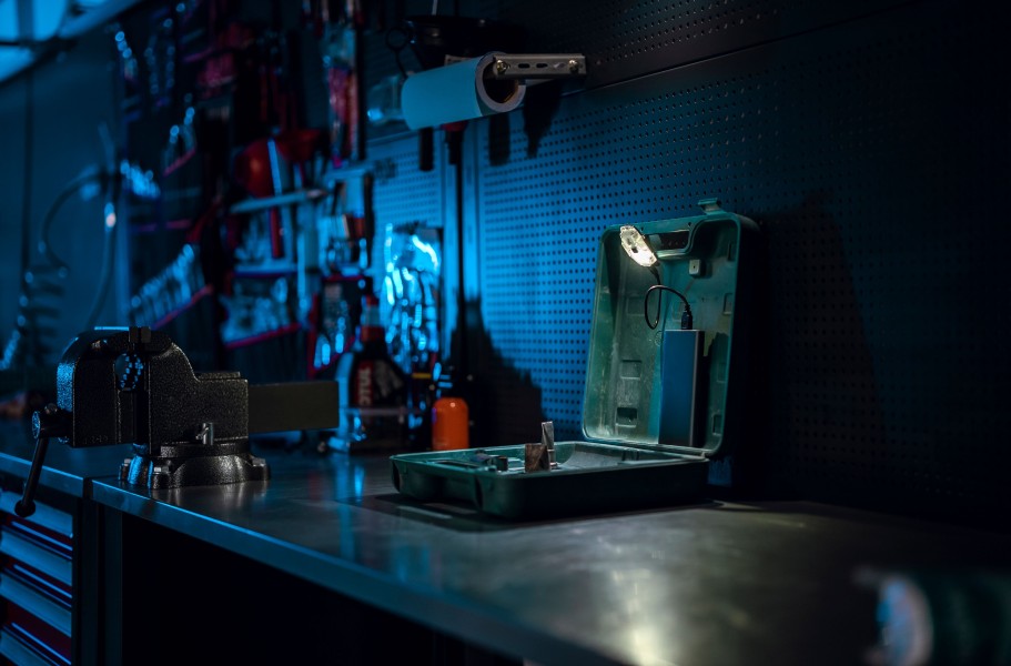 Latarka Armytek Crystal WUV Grey 150 lm