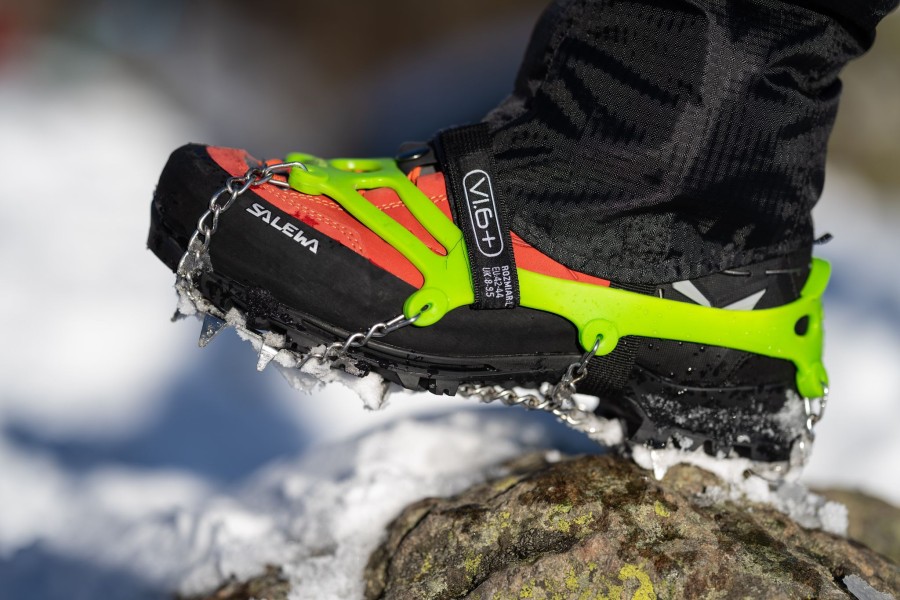 Raczki VI.6+ Pro Traxion Lite L 40-44 zielone