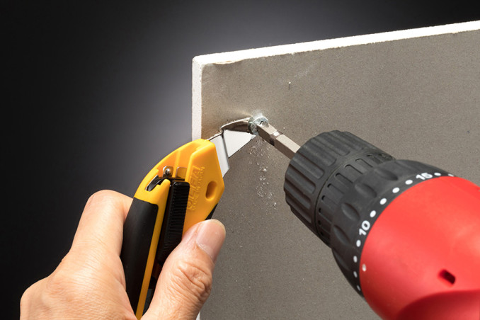 Nóż segmentowy 18mm OLFA L8-AL