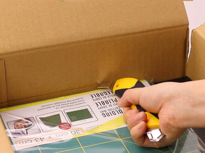 Nóż segmentowy 18mm OLFA L8-AL