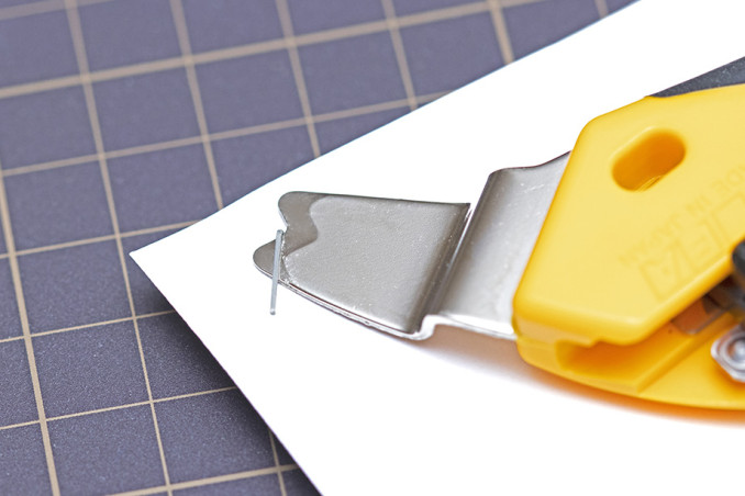 Nóż segmentowy 18mm OLFA L8-AL