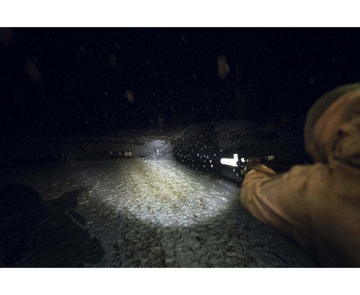 ARMYTEK Parma C2 Pro latarka taktyczna 1500 lm