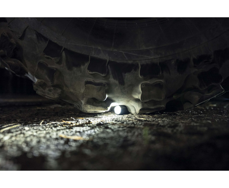 ARMYTEK Parma C2 Pro latarka taktyczna 1500 lm