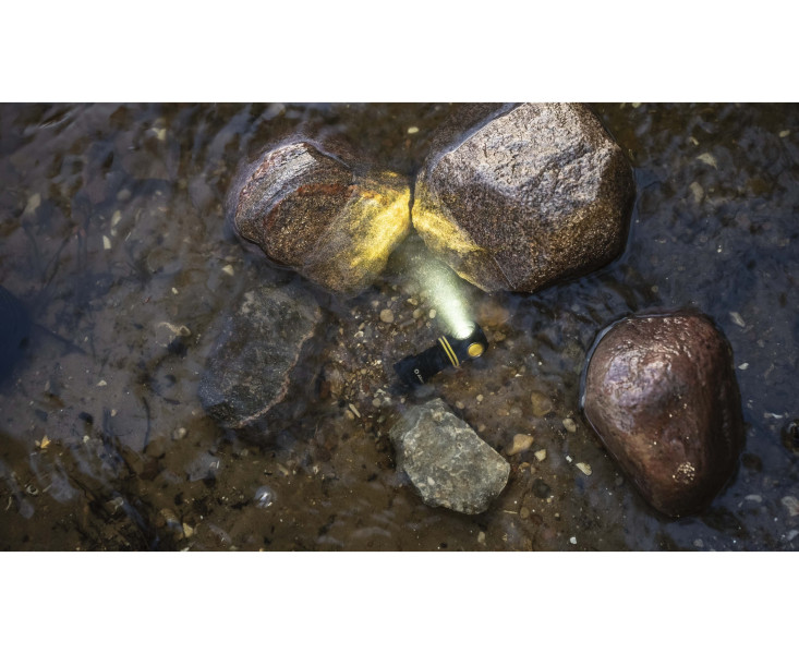 ARMYTEK Elf C1 USB-C ciepłe światło 930 lm